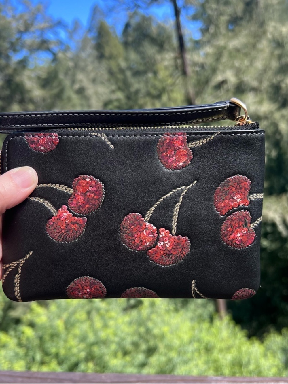COACH Corner Zip Black Leather Wristlet With Cherry Print NWT AUTHENTIC - Picture 2 of 5